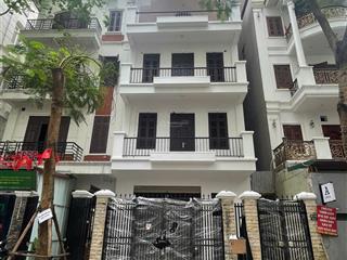 Giảm chào 2 tỷ. chính chủ bán nhà khu đô thị mỹ đình,nam từ liêm. giá nhỉnh 30 tỷ.