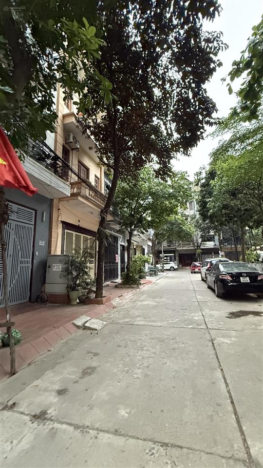 Chỉ 20 tỷ. chính chủ cần nhà ngõ 34 nguyễn thị định, gần đỗ quang, trung hoà nhân chính, cầu giấy