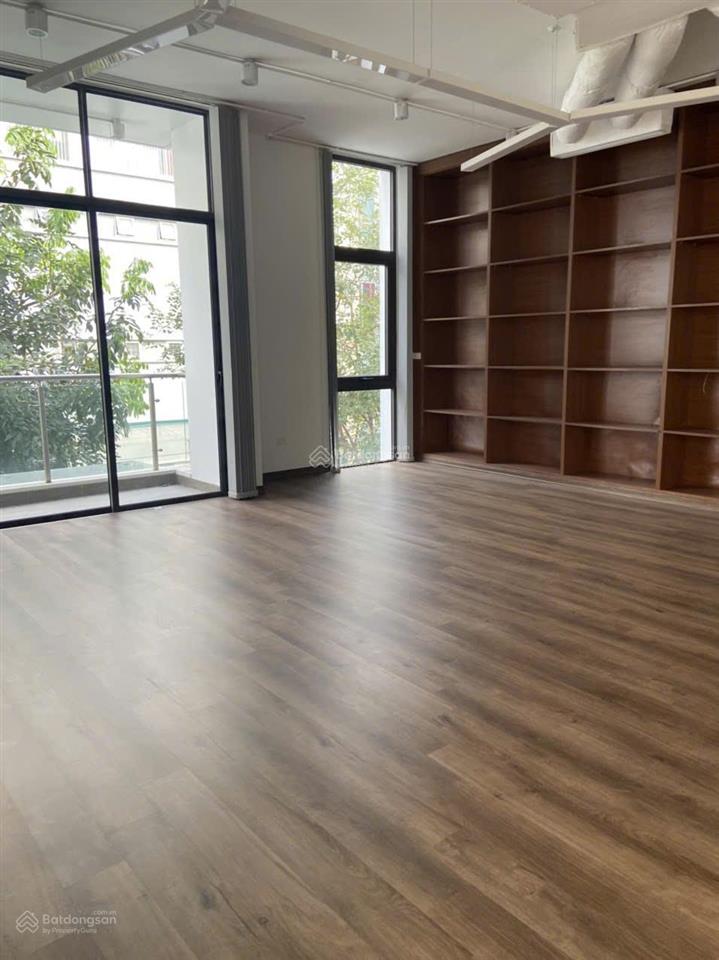 Chính chủ bán nhà lô góc mặt phố trung hòa, xuân quỳnh, lưu quang vũ, cầu giấy. dt 190m2 x 5t
