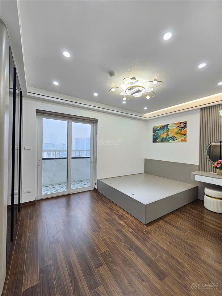 Bán nhà 6 tầng thang máy lô góc khu phân lô mai dịch, cầu giấy, hà nội. nhỉnh 20 tỷ