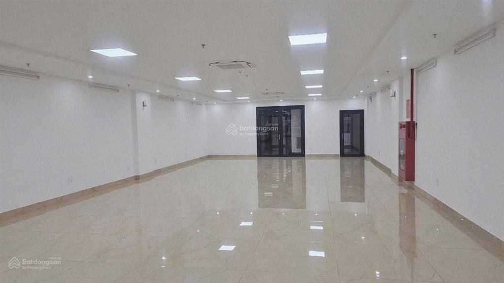 Bán tòa nhà 8 tầng 1 hầm khu đấu giá đức diễn, văn tiến dũng, từ liêm, hà nội.