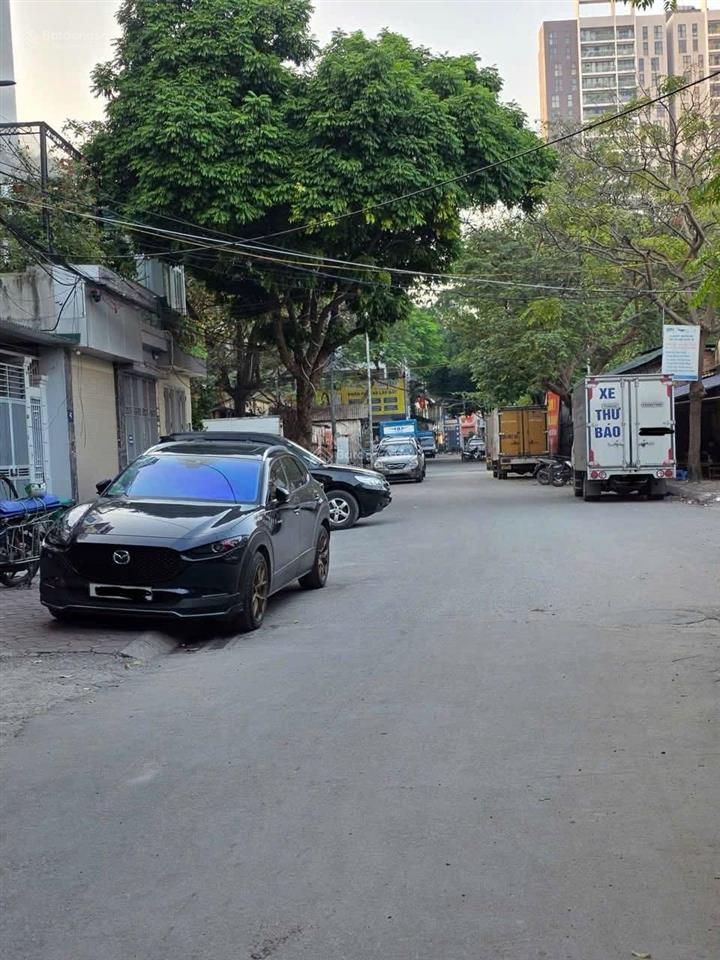 Giảm chào 500tr. bán nhà ngõ ô tô tránh phố thiên hiền, nam từ liêm, full nội thất, kinh doanh tốt.