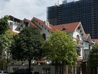 Chính chủ cần bán căn biệt thự lão thành cách mạng, trần kim xuyến, yên hòa, cầu giấy.