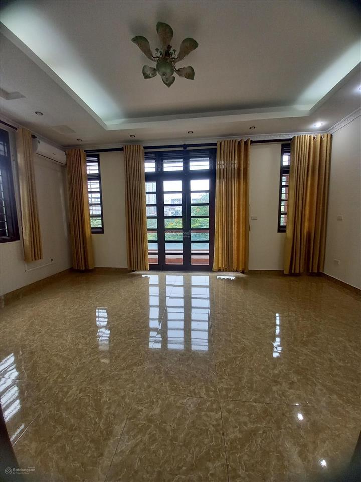 Nhỉnh 30 tỷ. chính chủ bán nhà mặt phố lưu quang vũ, xuân quỳnh, trung hòa, cầu giấy.