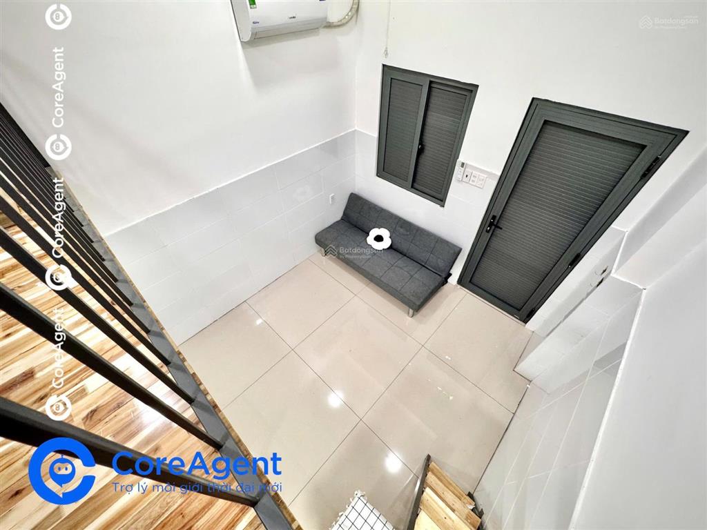 Chung cư mini gác cao 1m8 đầy đủ nội thất ngay ngã tư bốn xã sát đầm sen  đh văn hiến