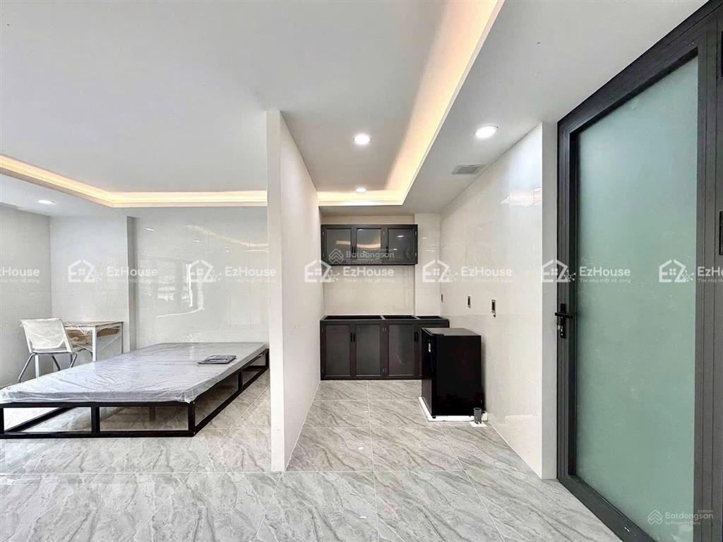 Căn hộ studio rộng 30m2 đầy đủ nội thất ngay aeon mall tân phú  cc celadon tiện đi cộng hoà