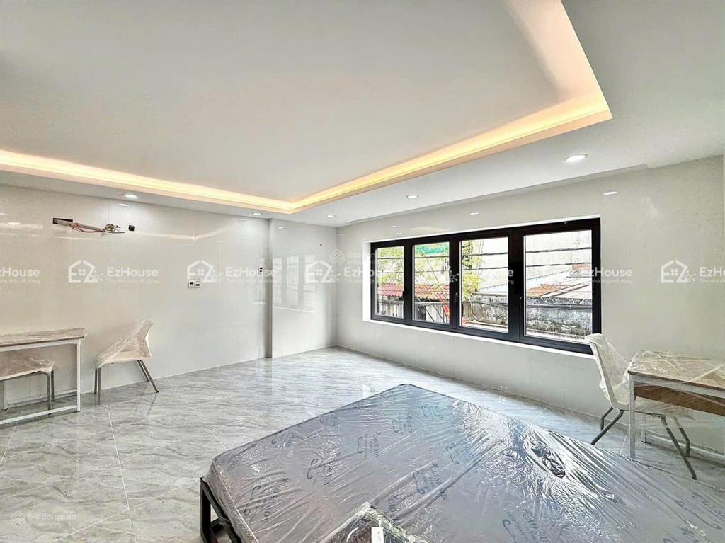 Căn hộ studio rộng 30m2 đầy đủ nội thất ngay aeon mall tân phú  cc celadon tiện đi cộng hoà