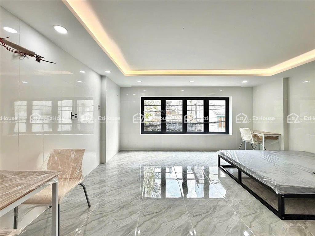 Căn hộ studio rộng 30m2 đầy đủ nội thất ngay aeon mall tân phú  cc celadon tiện đi cộng hoà