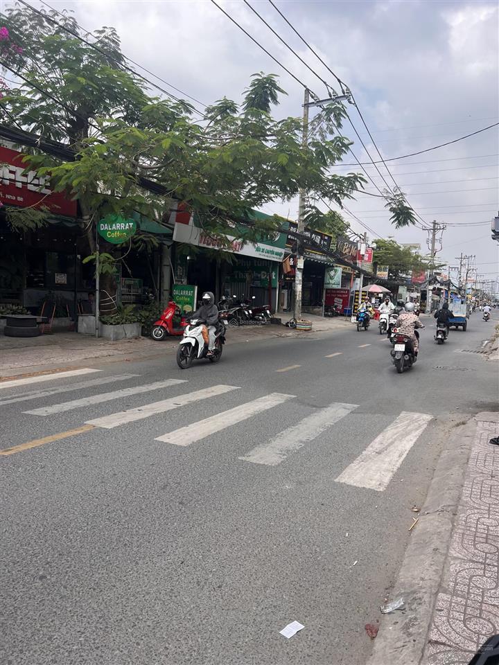 Bán nhà đất góc 2 mặt tiền đường lê văn lương phước kiển. giá 28tỷ.  0987 261 *** mr xuất