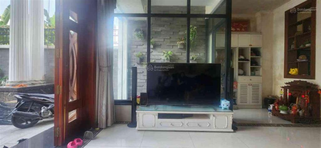 Bán nhà chính chủ kdc đào sư tích phước kiển nhà bè.dt 108m2. giá11ty5. 0987 261 *** xuất
