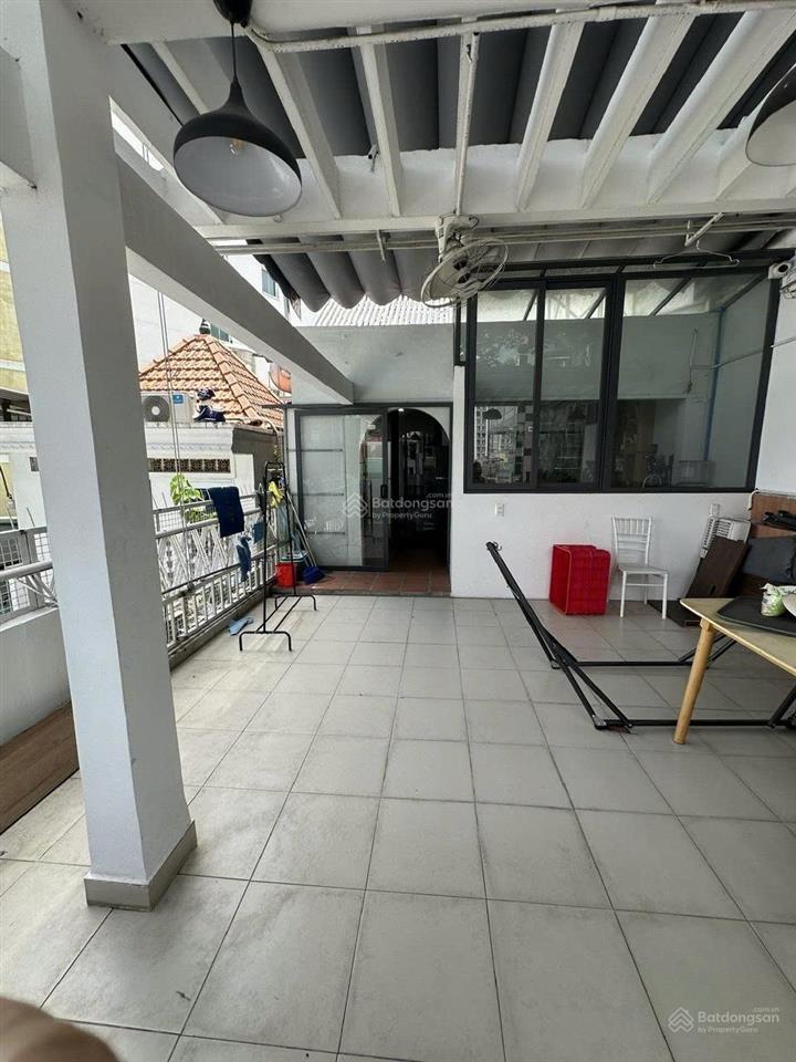 Cho thuê nhà trần hưng đạo 67,8m2 4 tầng  72 triệu/tháng