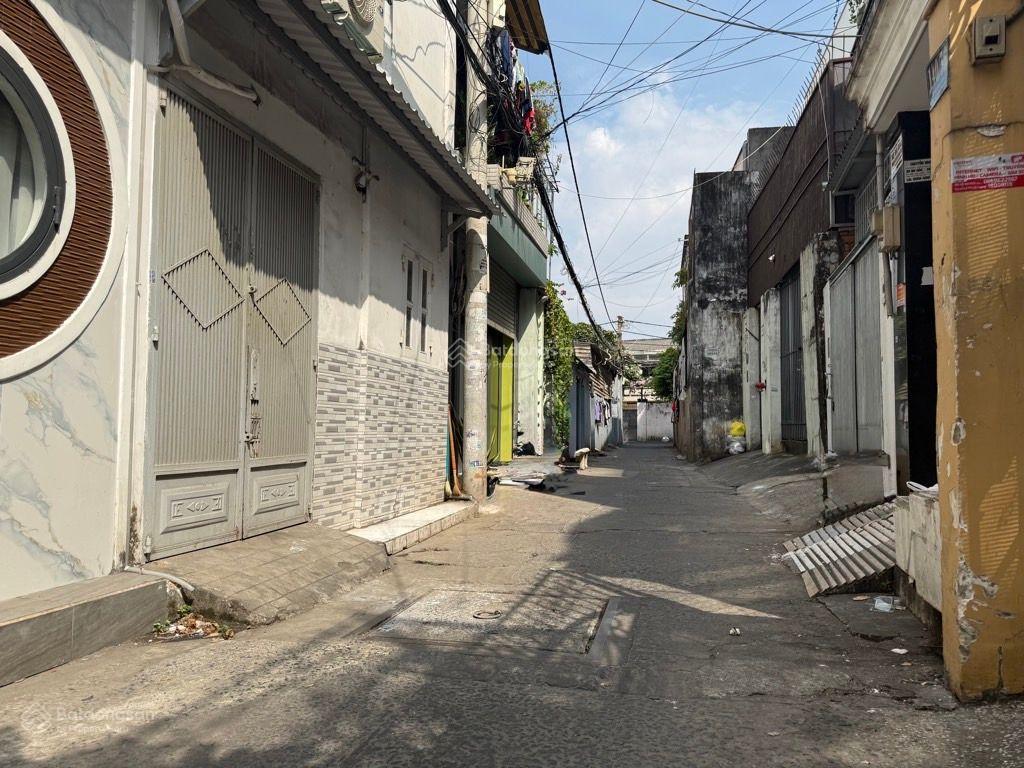 Chỉ tính giá đất, 110m2  chu văn an, xe hơi tới nhà  hẻm thông chu văn an  khu d nguyễn gia trí