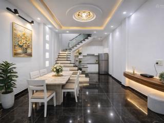 Siêu vị trí  hẻm xe tải 1 trục 5m  nguyễn xí  4tầng  3pn  4wc  chỉ hơn 7đồng