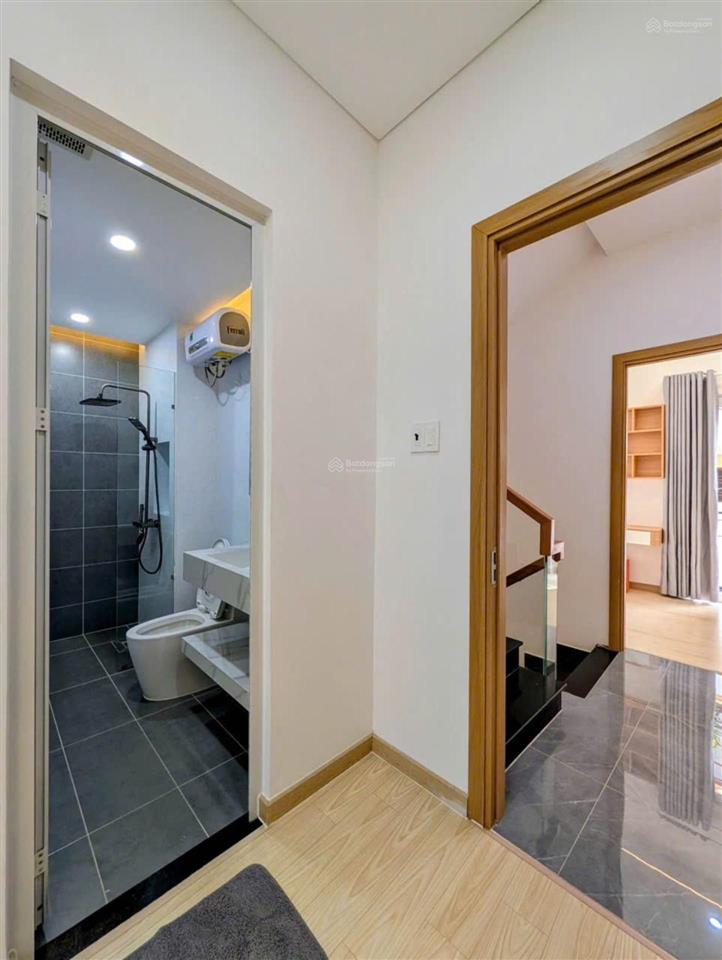 Ngay gần khu phố ẩm thực phan xích long  phú nhuận  4 tầng 50m2  nhỉnh 7tỷ tl