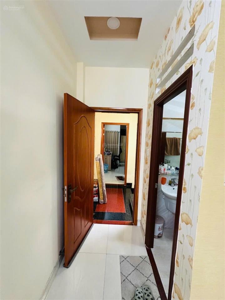Hẻm xe tăng  xe tải vào nhà đường phạm văn đồng  4,3x13m  vuông vức  chỉ nhĩnh 10đ