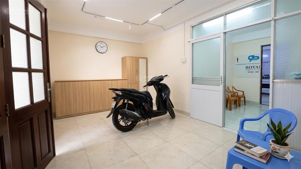 Ôtô ngủ nhà  lô góc đinh tiên hoàng  50m2  ngang 5m  2 tầng  chỉ 7.6 tỷ