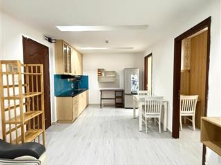 Căn hộ dịch vụ cao cấp 2 phòng ngủ đào duy anh, phú nhuận