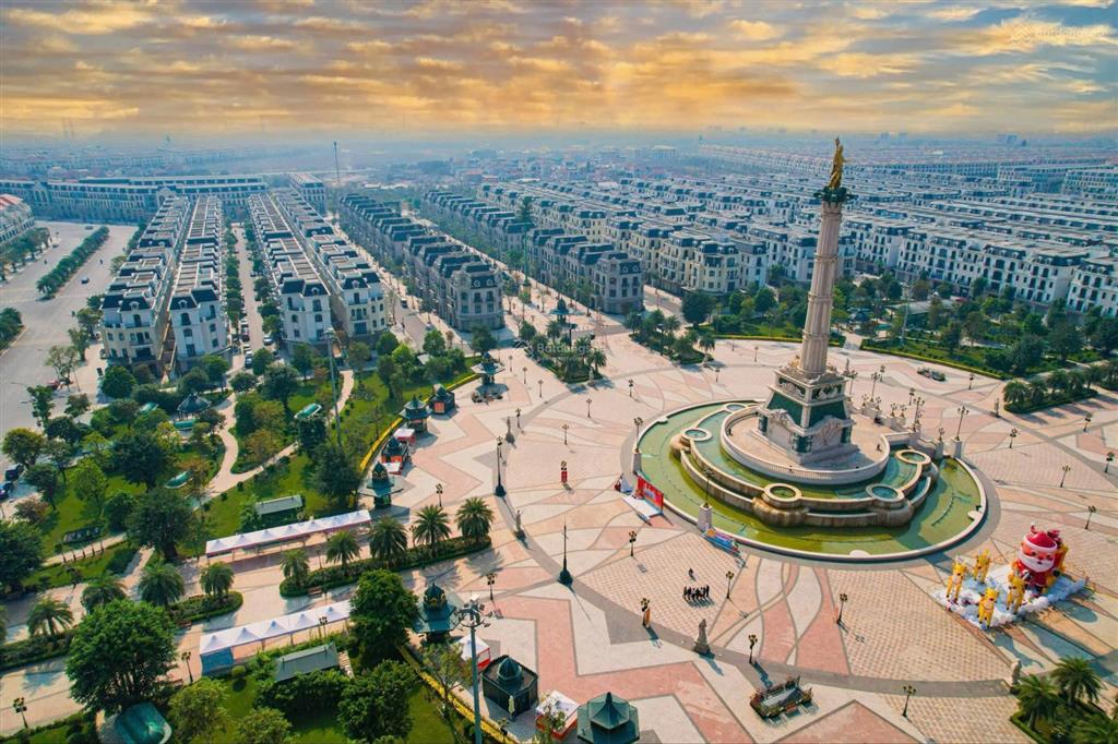 Shop xẻ khe vip kđas gần vincom và quảng trường