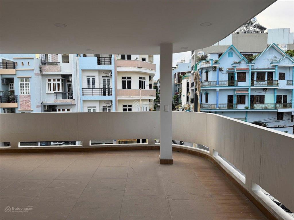 Cho thuê nhà cộng hoà 100m² 4 tầng  35 triệu/tháng