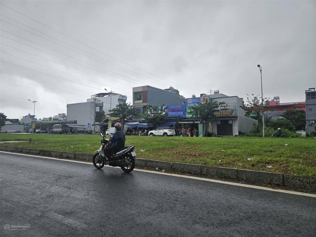 Bán cặp đường đường 29 tháng 3  gần nguyễn phước lan  hòa xuân