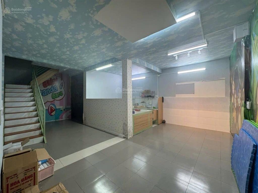Cho thuê nhà đồng đen 175.5m² 3 tầng  79 triệu/tháng