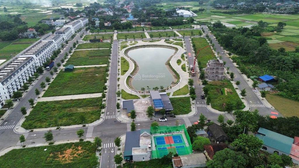 2 tỷ sở hữu 1 lô liền kề giữa lòng thị trấn hàng trạm, yên thuỷ