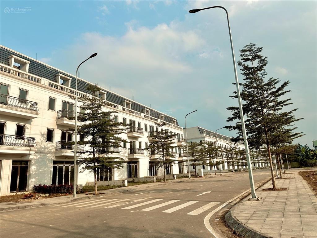 2 tỷ sở hữu 1 lô liền kề giữa lòng thị trấn hàng trạm, yên thuỷ