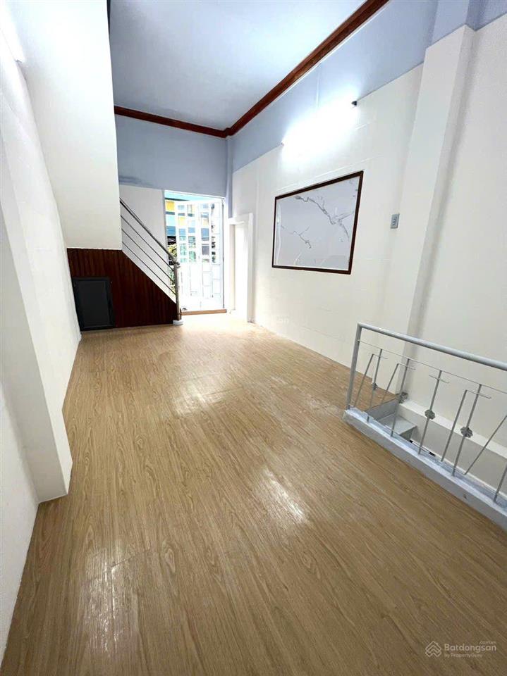 Bán nhà hẻm xe hơi 4 tầng btct đường xóm đất phường 8 quận 11