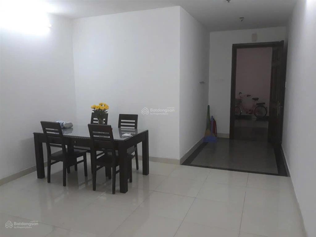 Giá 10tr, căn hộ 3p ngủ, c/c ruby, p15, tân bình