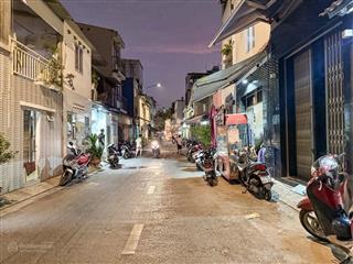 Hiếm nhà đẹp nội thất vip hẻm 7m đường trường sa giáp quận 135m23 tầng 6,8 tỉ tl