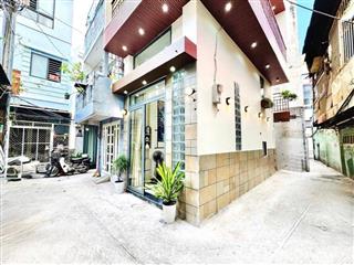 Duy nhất căn góc ko lộ giới khu ẩm thực phan xích long 4 tầng btct 40m2 full nội thất nhỉnh 6 tỉ