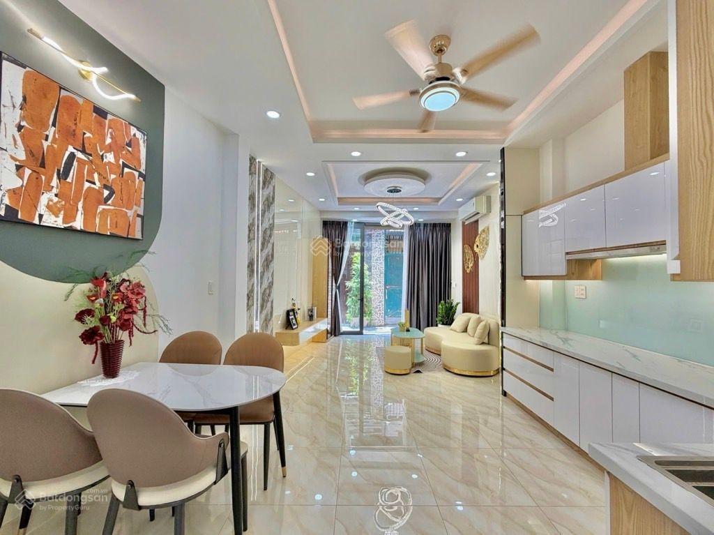 Siêu phẩm lê văn sỹ gần hxh cách mặt tiền vài bước chân 50m2 * 4t full nội thất