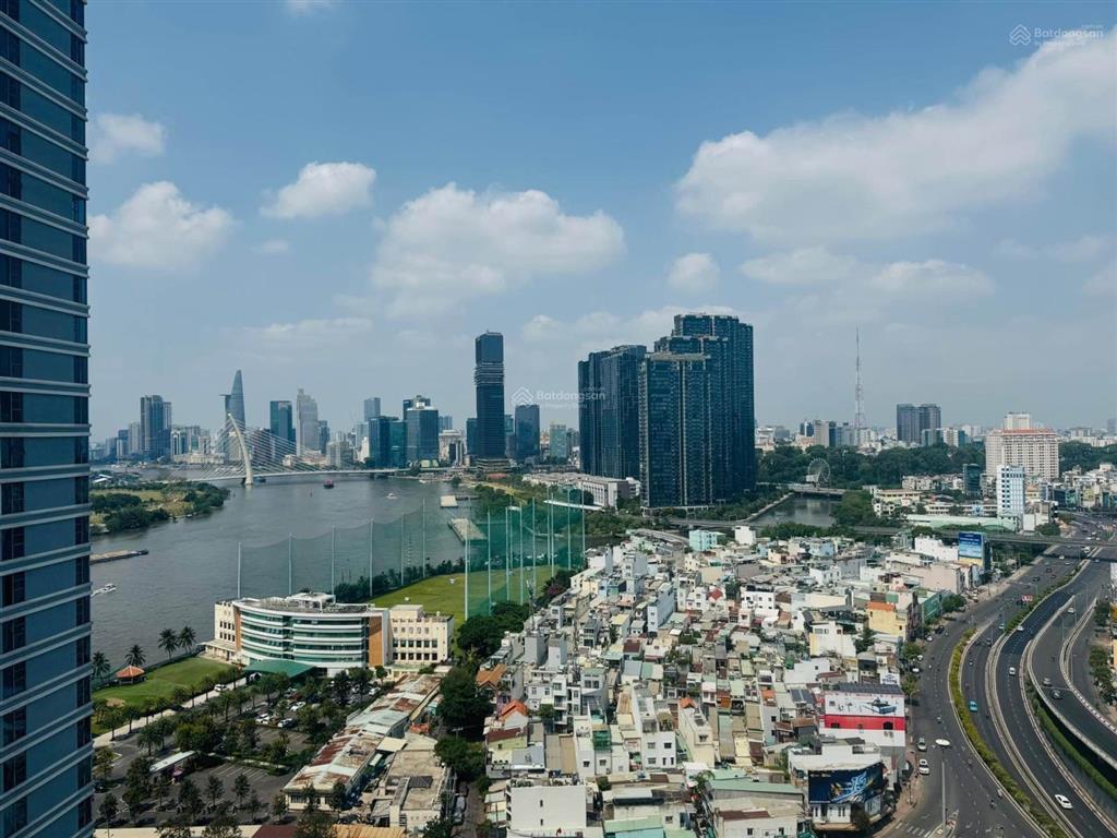 Cực hiếm ngay chân cầu thủ thiêm chính chủ bán căn hộ 45m2 chung cư riverside ( 90 nguyễn hữu cảnh)