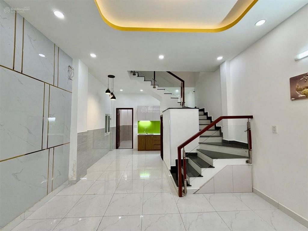 Chỉ vài bước chân ra công viên tầm vu sát hxt nhà chính chủ 60m2 2t ngang hiếm 4,5m, 6,79 tỉ có tl