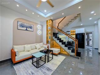 Giảm gấp 500tr nhà đẹp ở ngay khu vip đoàn thị điểm 2 mặt hẻm trước sau với dt 50m², 4t nhỉnh 7 tỉ