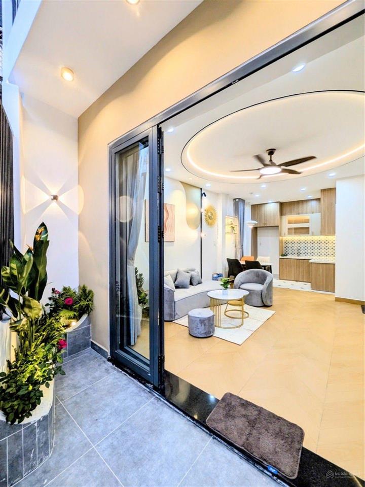 Quá ngon sát hxh nguyễn văn đậu 45m2 ngang lớn 5,2m, 3 ngủ, 3wc, full nội thất, 2 mặt thoáng 5.95tỷ
