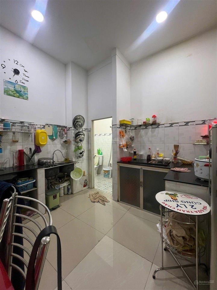 Ngay chân cầu thủ thiêm, chính chủ 20 năm, ngộp bank gấp bán nhà 2 tầng 50m² đất chỉ 6 tỉ tl