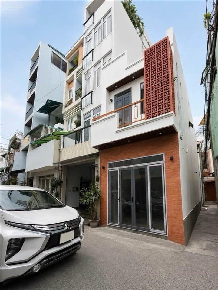 Nhà mặt tiền giá trong hẻm ngay huỳnh văn bánh 45m2 2 tầng đẹp full nội thất hơn 8 tỉ tl