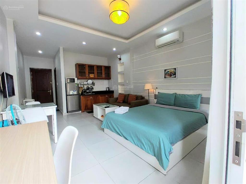 Park legend, tân bình căn 40m2, có nội thất giá 12tr5