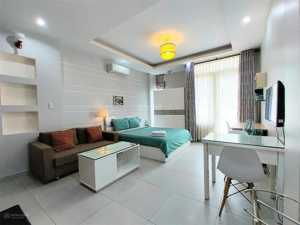 Park legend, tân bình căn 40m2, có nội thất giá 12tr5