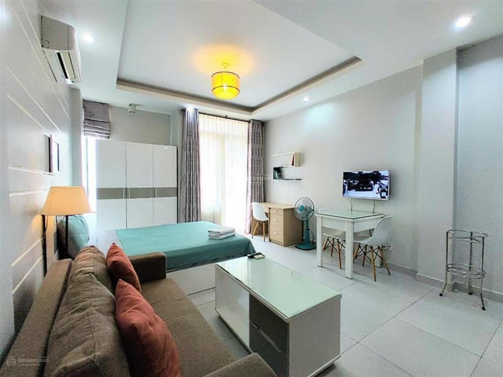 Park legend, tân bình căn 40m2, có nội thất giá 12tr5