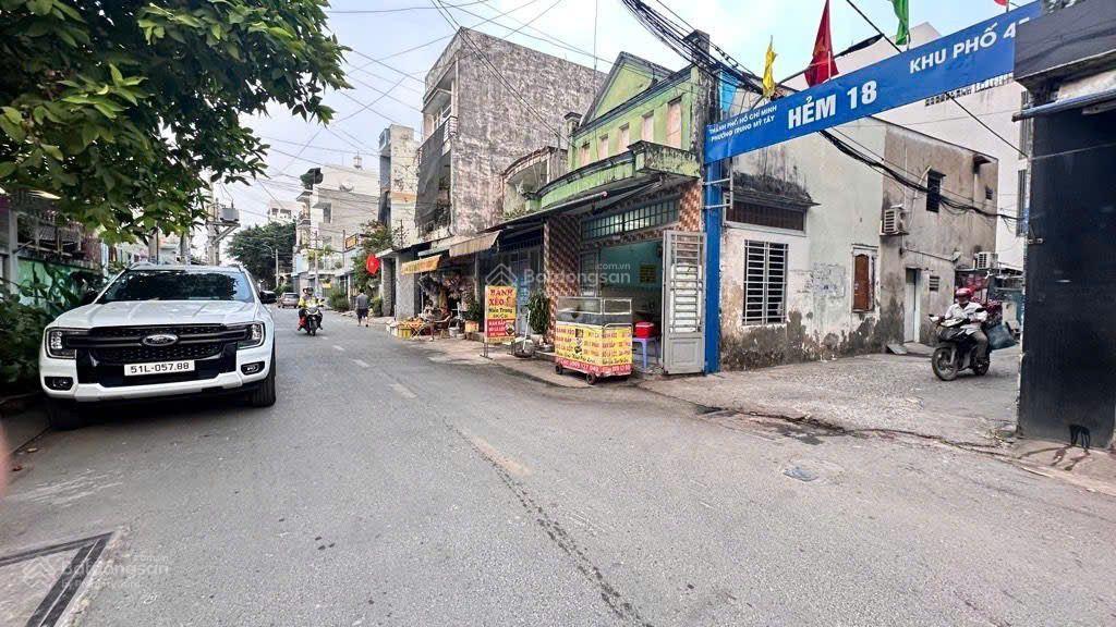Bán nhà 103m2  3 tầng  đường tân chánh hiệp 17  p.trung mỹ tây