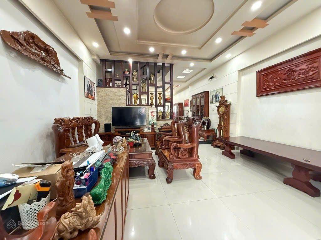 Bán nhà riêng 99m  4 tầng  đường nguyển thị búp  trung mỹ tây  q12