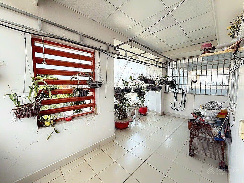 Bán nhà riêng 99m  4 tầng  đường nguyển thị búp  trung mỹ tây  q12