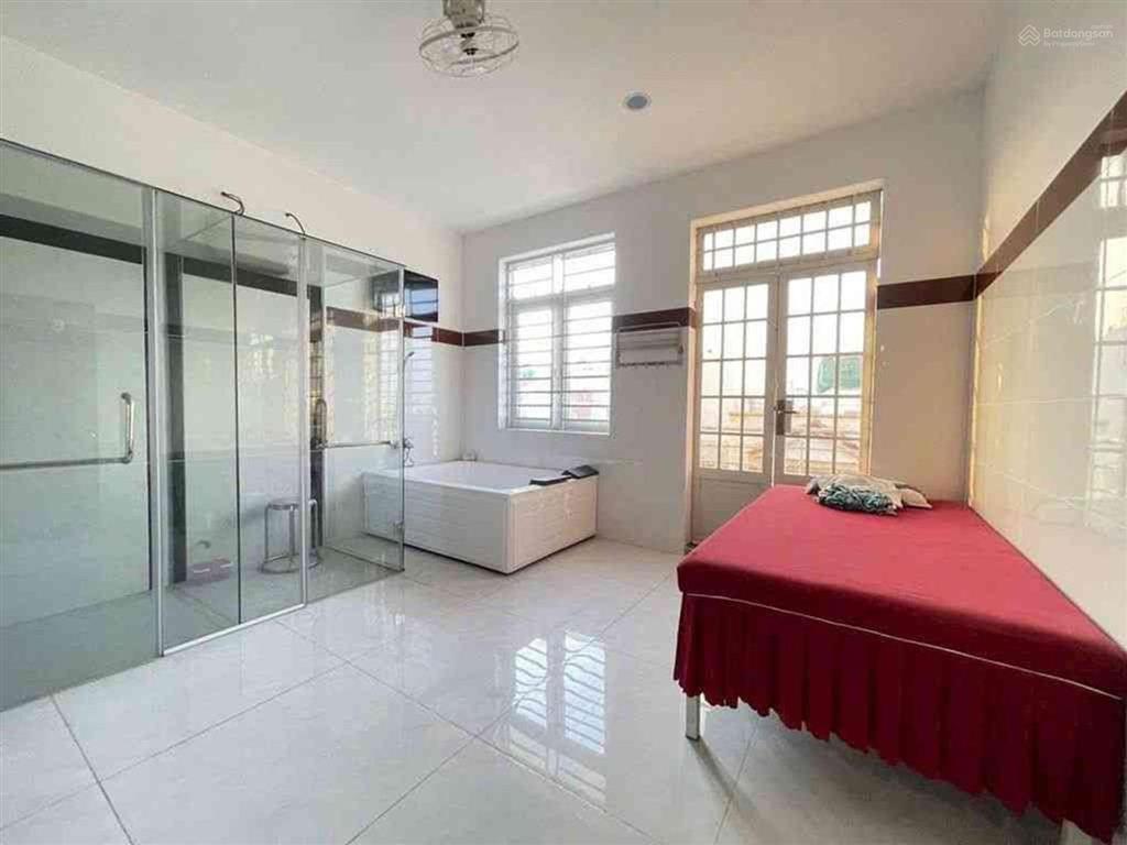 Tòa nhà 3 tầng 11 phòng hẻm xe tải lê văn khương, quận 12 khai thác dòng tiền cực tốt
