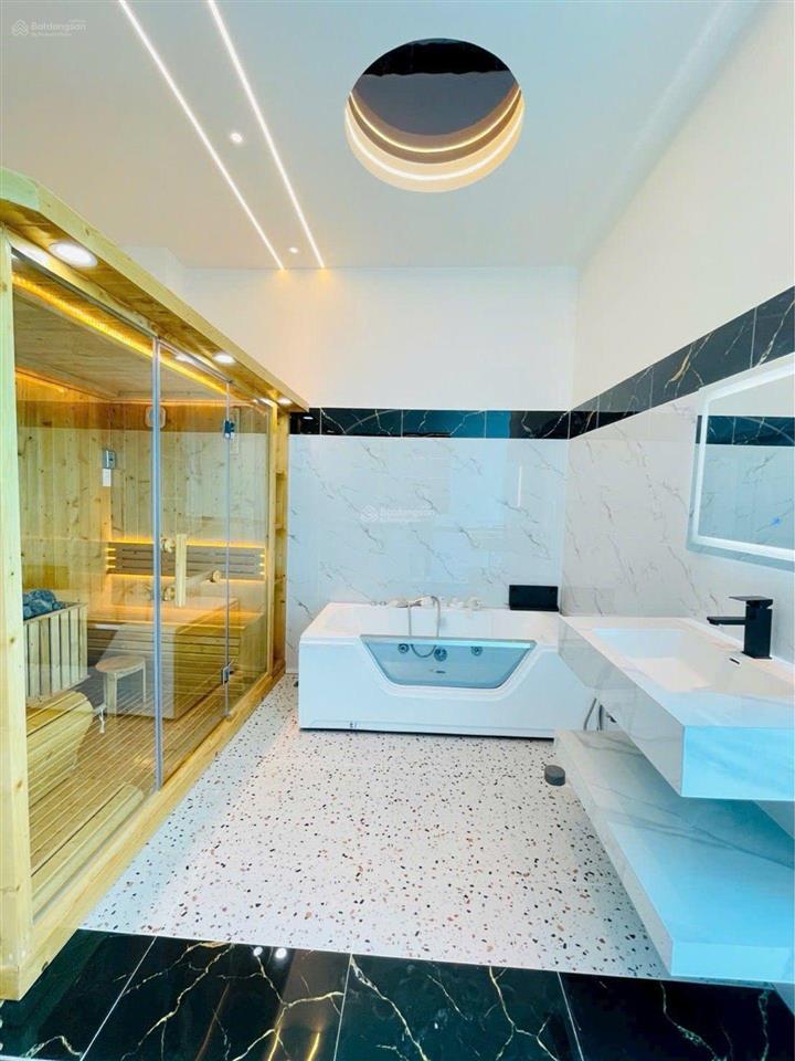 Bán nhà mới đẹp full nội thất, gara ô tô gần ngã tư trung chánh chỉ 7,8 tỷ tl.
đỗ hành  q12