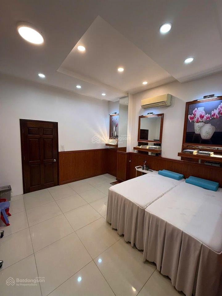 Nhà mặt tiền hẻm  xe tải tránh 5 tầng mới đẹp giá chỉ 8 tỷ tl đường trường chinh, p. đht