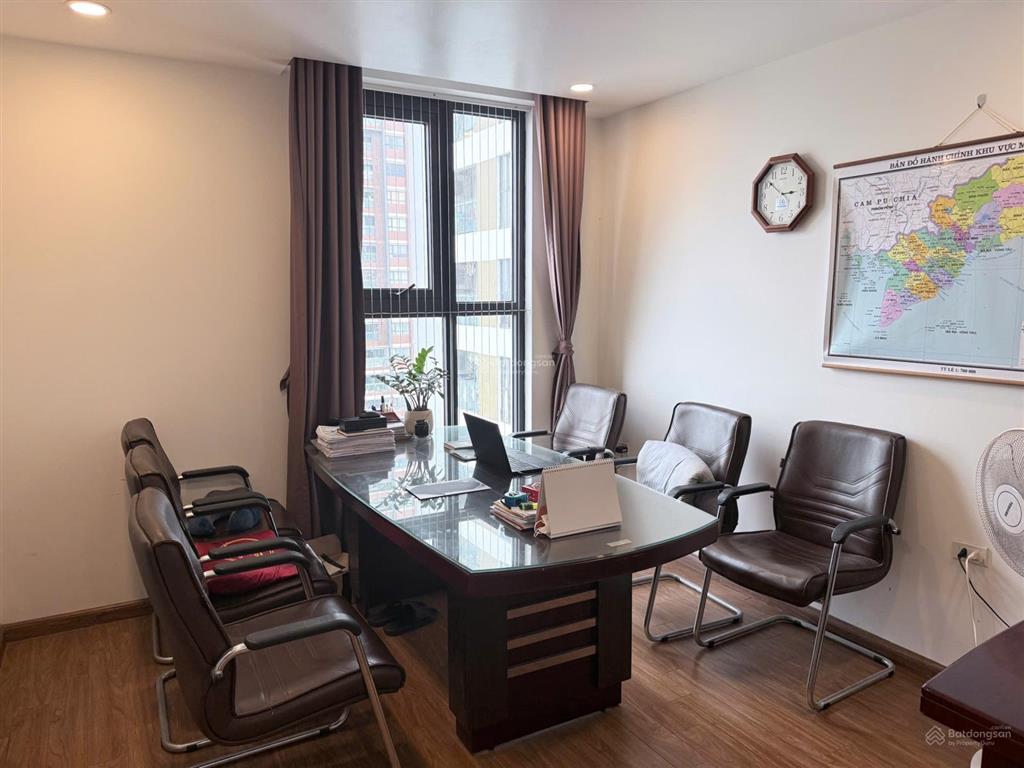 Cho thuê căn hộ 2103, hà nội center point, lê văn lương