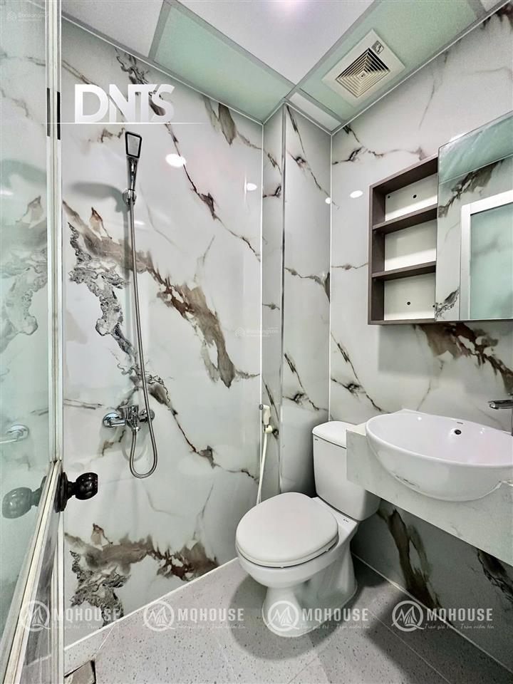 Cho thuê phòng mới gần chợ tân địnhcv lê văn támtrường đh kinh tế isb q1