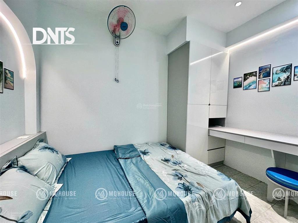 Cho thuê phòng mới gần chợ tân địnhcv lê văn támtrường đh kinh tế isb q1